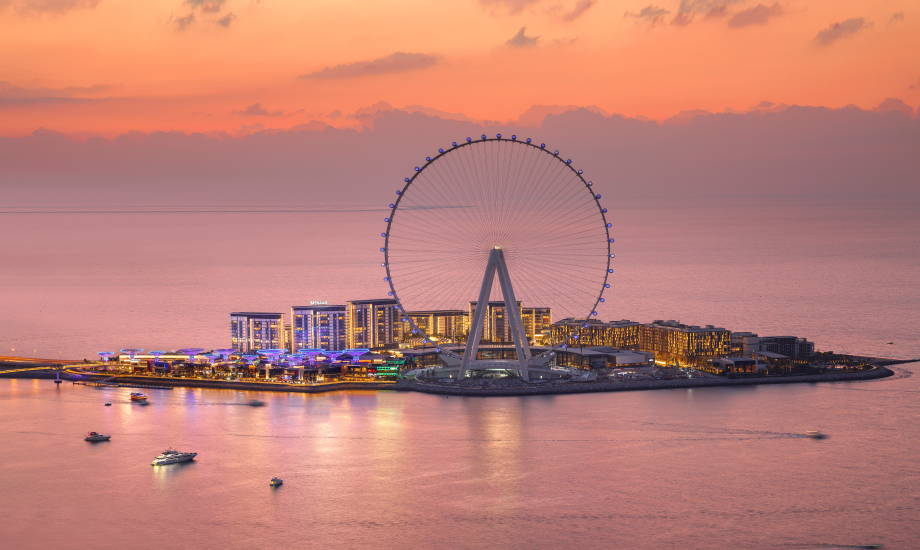 Caesars Palace Dubai дарит доступ на колесо обозрения TourVector.Ru